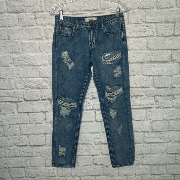 Signature 8 Distressed Low Rise Blue Jeans - Picture 3 of 14